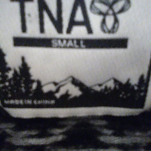 TNA Sweater - Picture 3 of 3